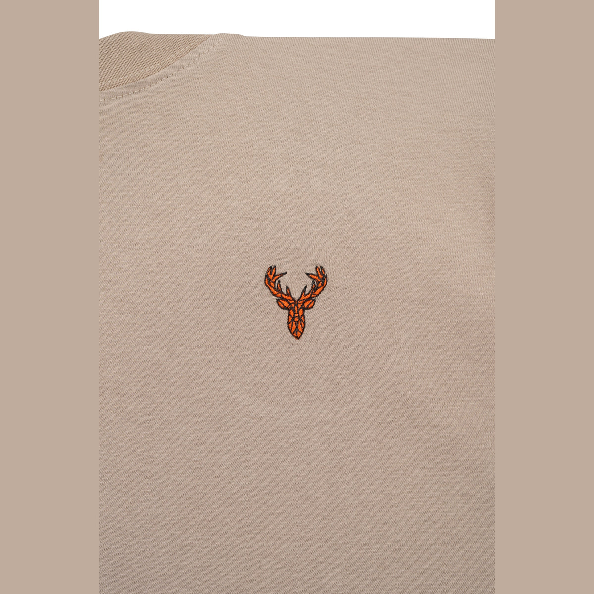 Robustes T-Shirt mit Stickerei