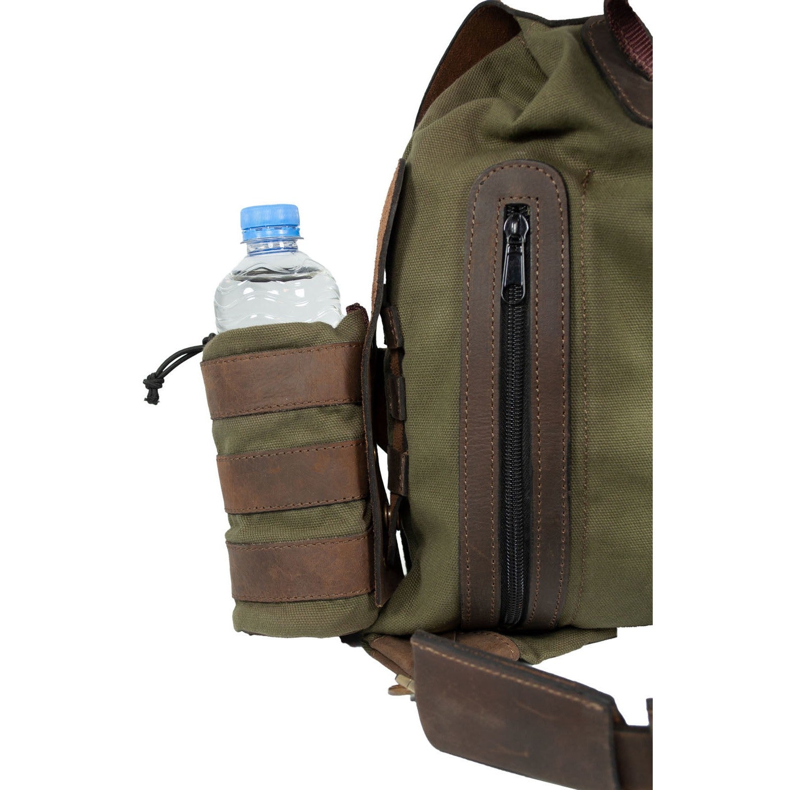 Hiking backpack with bottle holder