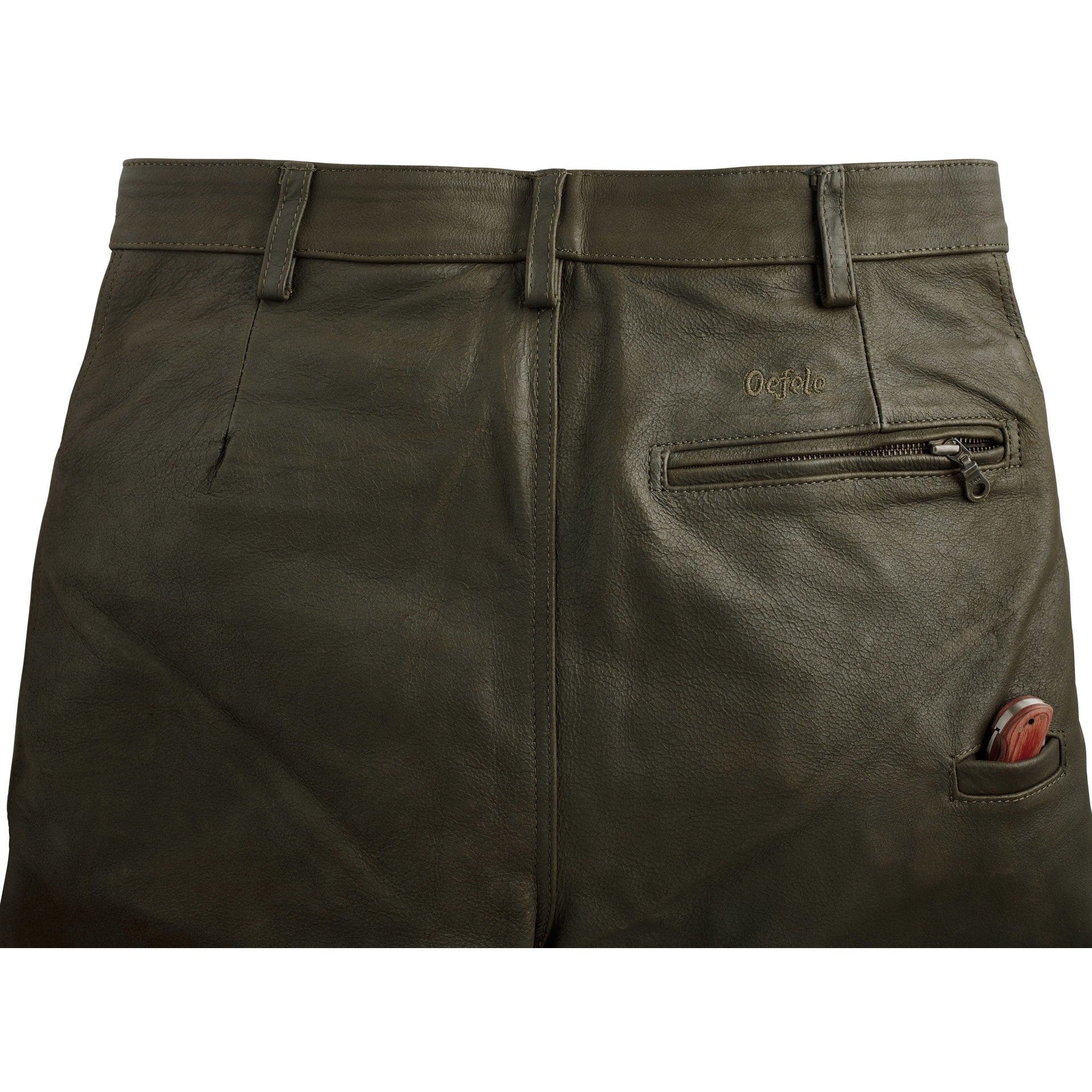 Durable buffalo leather knee-length breeches