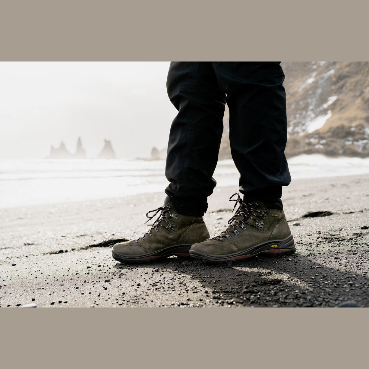 Fußbequemer Trekkingstiefel "Montana"